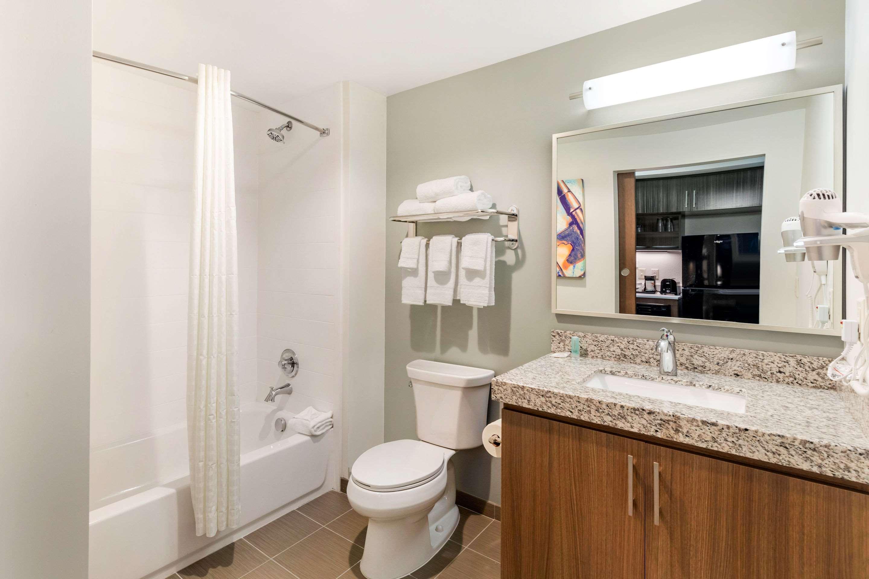 Mainstay Suites Lancaster Dallas South Экстерьер фото