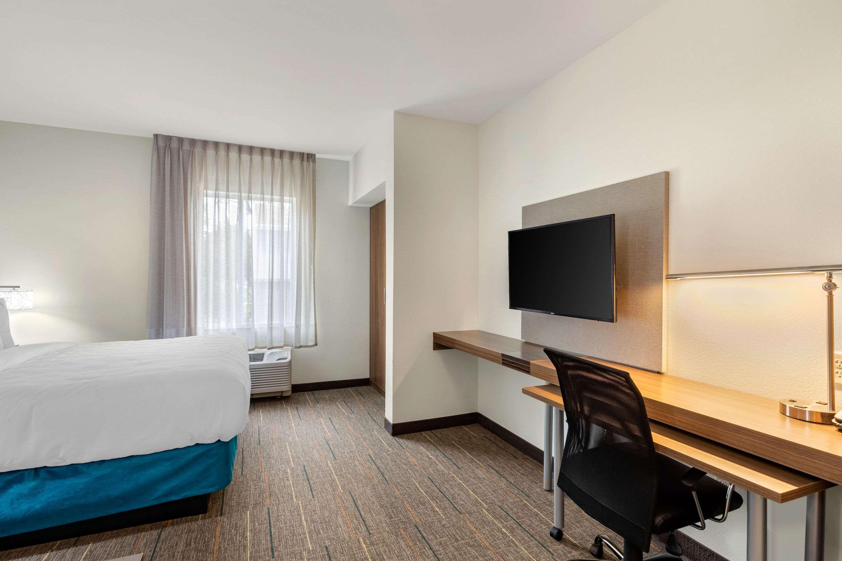 Mainstay Suites Lancaster Dallas South Экстерьер фото