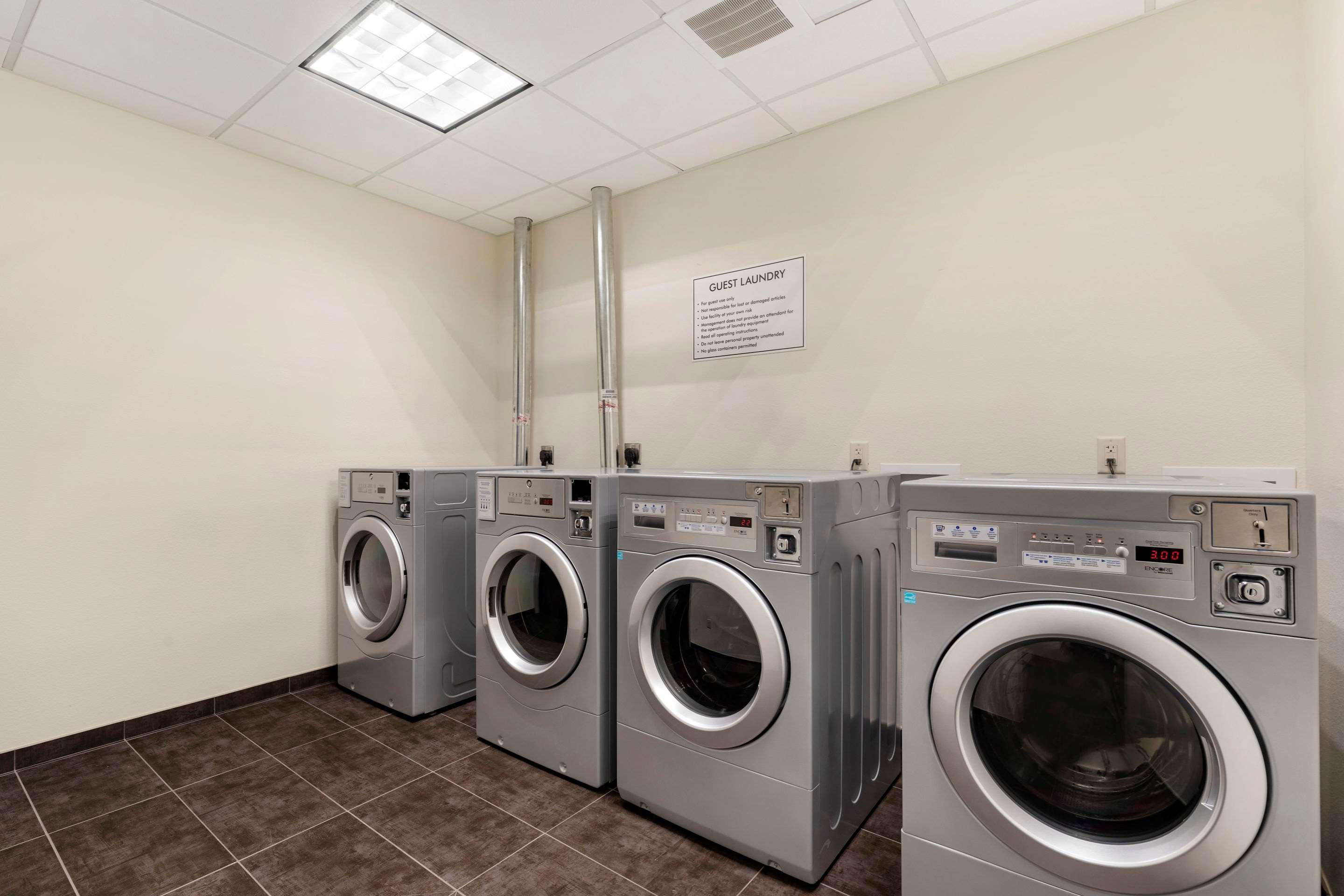 Mainstay Suites Lancaster Dallas South Экстерьер фото