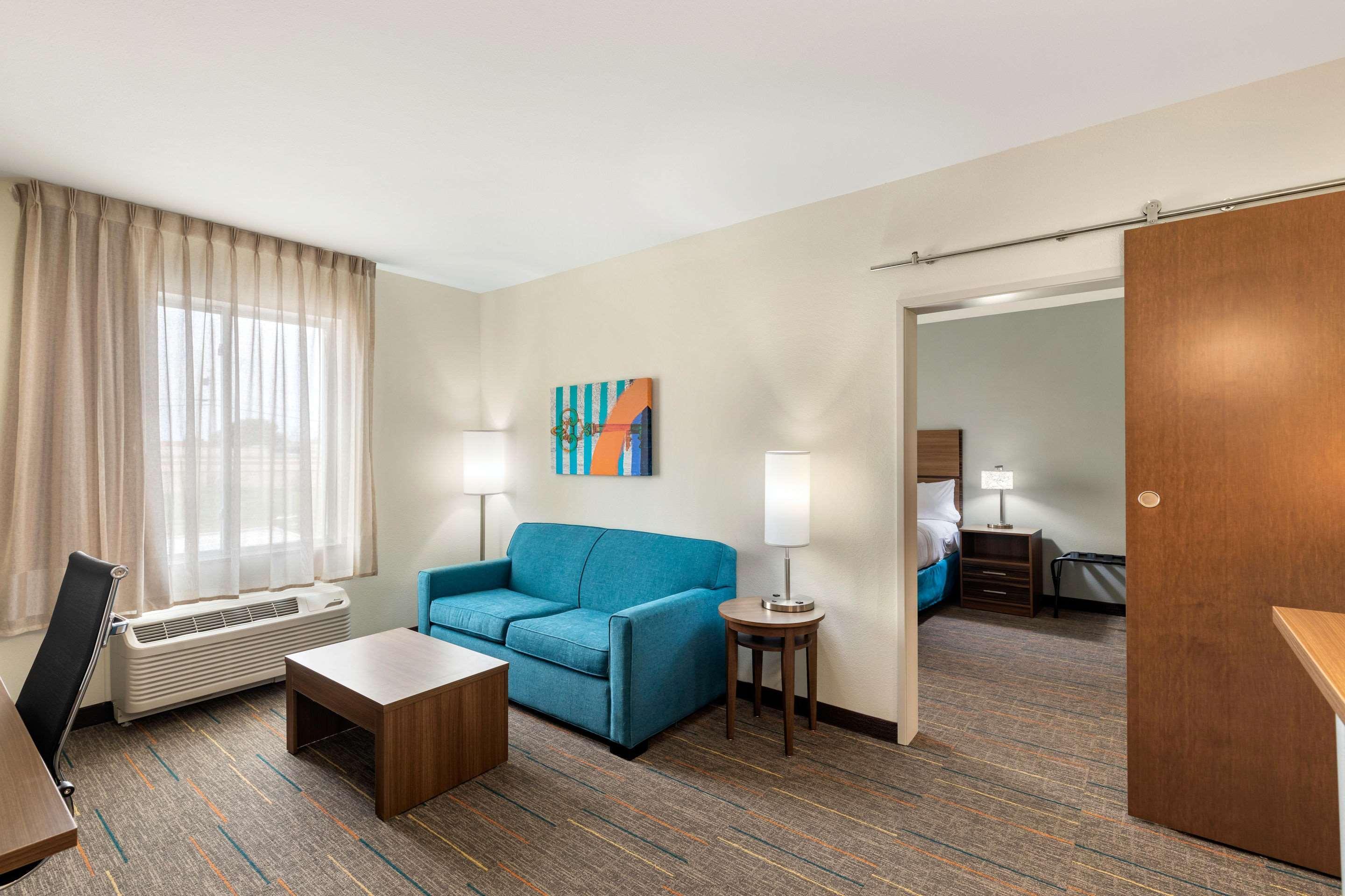 Mainstay Suites Lancaster Dallas South Экстерьер фото